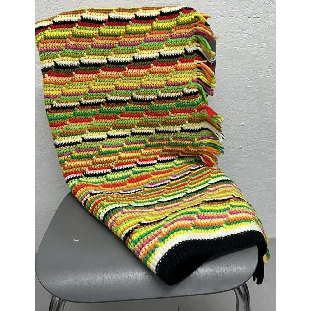 VINTAGE AFGHAN THROW BLANKET RUG 1970s RETRO MULTI-COLOR 62x44